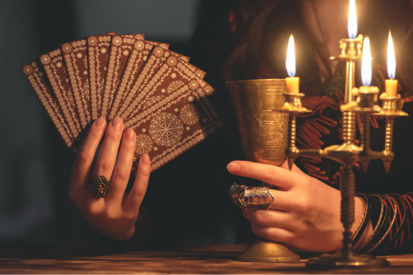 Tirage de cartes avec Tarot Amour gratuit Denis Lapierre