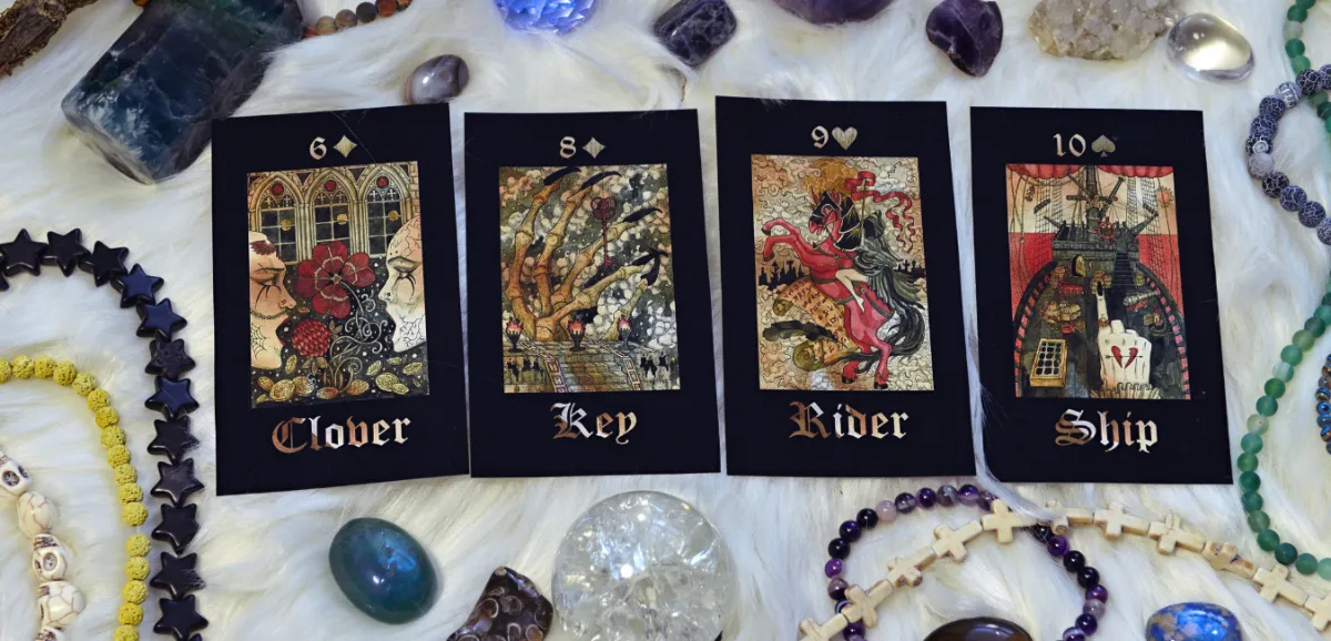 Tarot oui non Lenormand