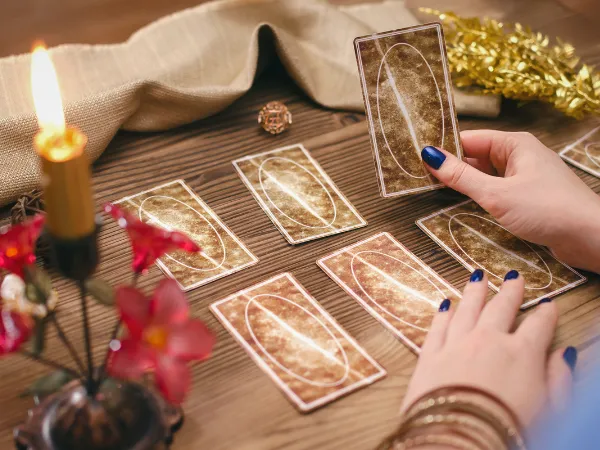 Tirage de carte gratuit avec le tarot de Marseille